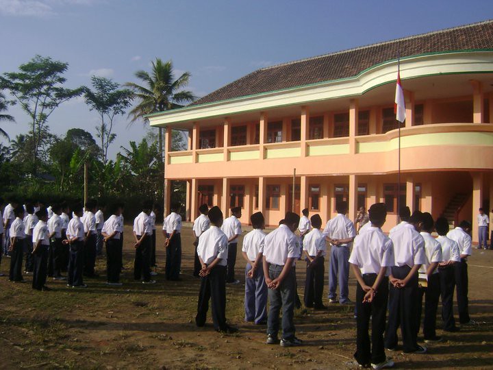 image of Kenapa Santri Pasca Liburan Belum Bisa Langsung Tune-In?